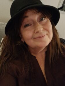 Anne Kaarina driver hemsidan Soulshine för skapande